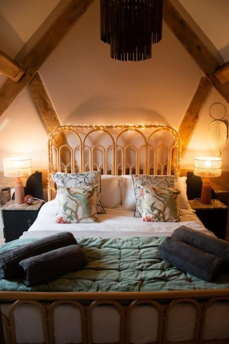 The Cart House - Beautiful Contemporary Barn - Hot Tub Appartement Bridgnorth Buitenkant foto